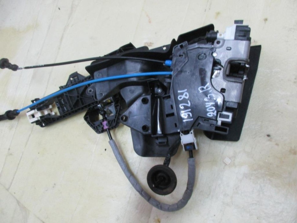 Замок двери задней правой MERCEDES-BENZ C-класс W204/S204 (2006 - 2011) фото 1 — Разборка Мерседес