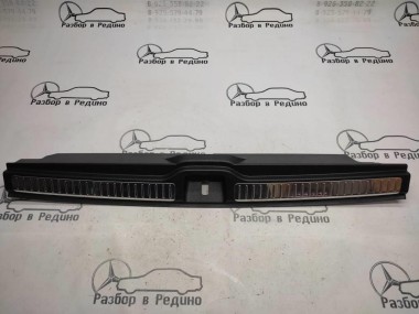 Накладка замка багажника MERCEDES-BENZ GLC-класс X253 (2015 - 2019) — Разборка Мерседес