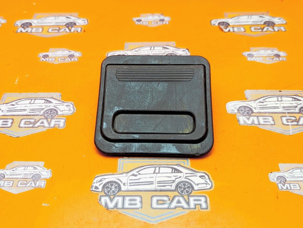 Ручка пола багажника MERCEDES-BENZ E-класс W124/S124/C124/A124 (1984 - 1997) фото 1 — Разборка Мерседес