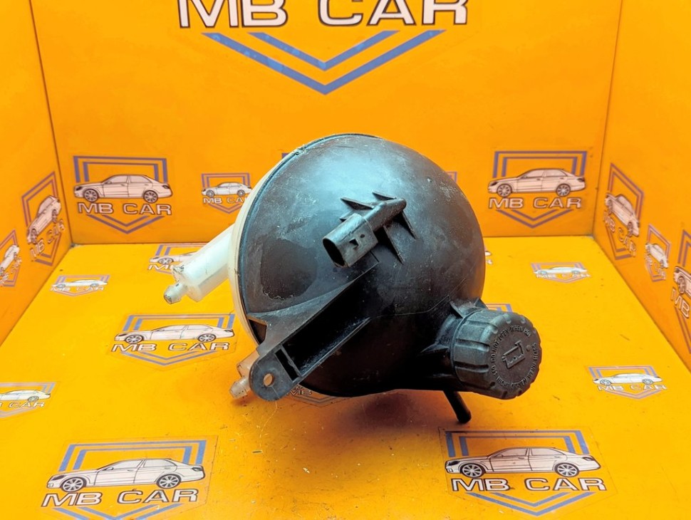 Бачок расширительный MERCEDES-BENZ A-класс W169 (2004 - 2008) фото 1 &mdash; Разборка Мерседес