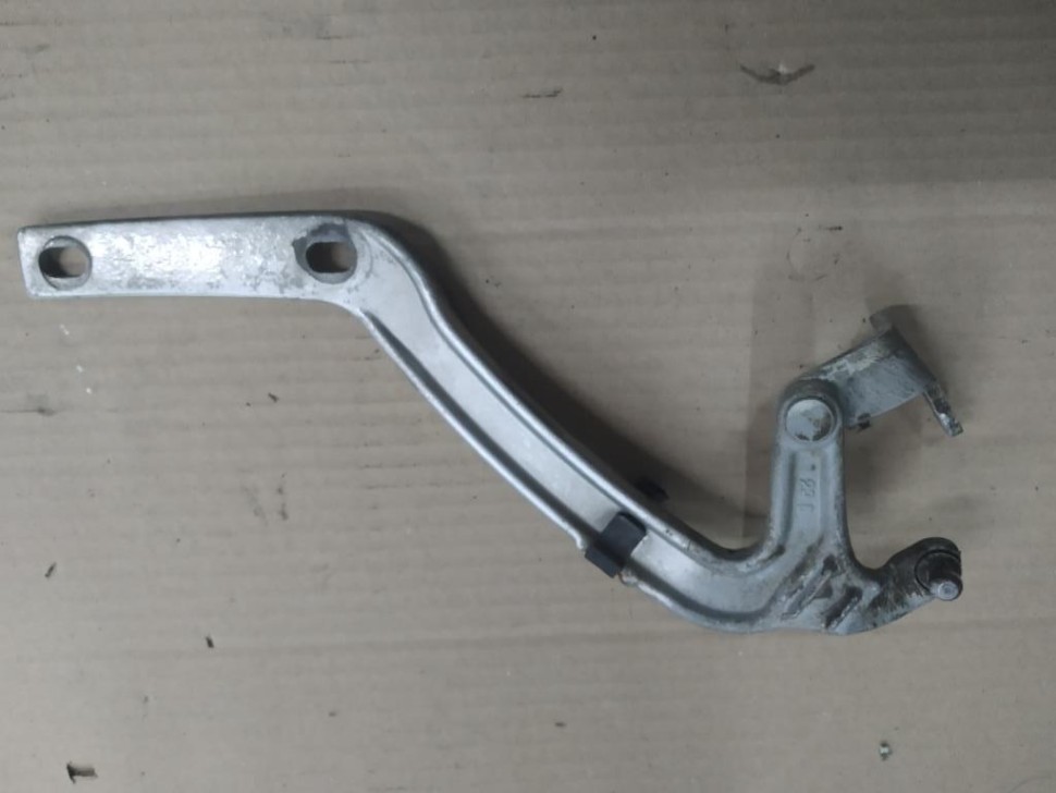 Петля крышки багажника MERCEDES-BENZ E-класс W210/S210 рестайлинг (1999 - 2003) фото 1 — Разборка Мерседес