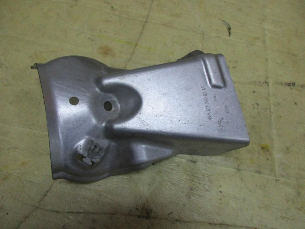 Защитный экран MERCEDES-BENZ SLK-класс R172 (2011 - 2016) фото 1 — Разборка Мерседес