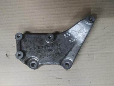 Кронштейн MERCEDES-BENZ GLC-класс X253 (2015 - 2019) — Разборка Мерседес