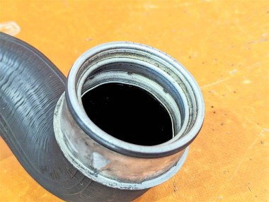 Патрубок интеркулера MERCEDES-BENZ C-класс W203/S203/CL203 рестайлинг (2004 - 2008) — Разборка Мерседес