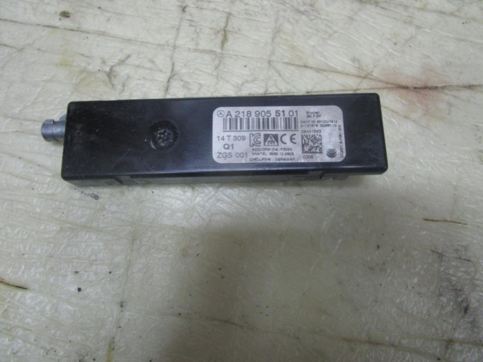 Усилитель антенны MERCEDES-BENZ CLS-класс C218/X218 рестайлинг (2014 - 2017) фото 1 — Разборка Мерседес