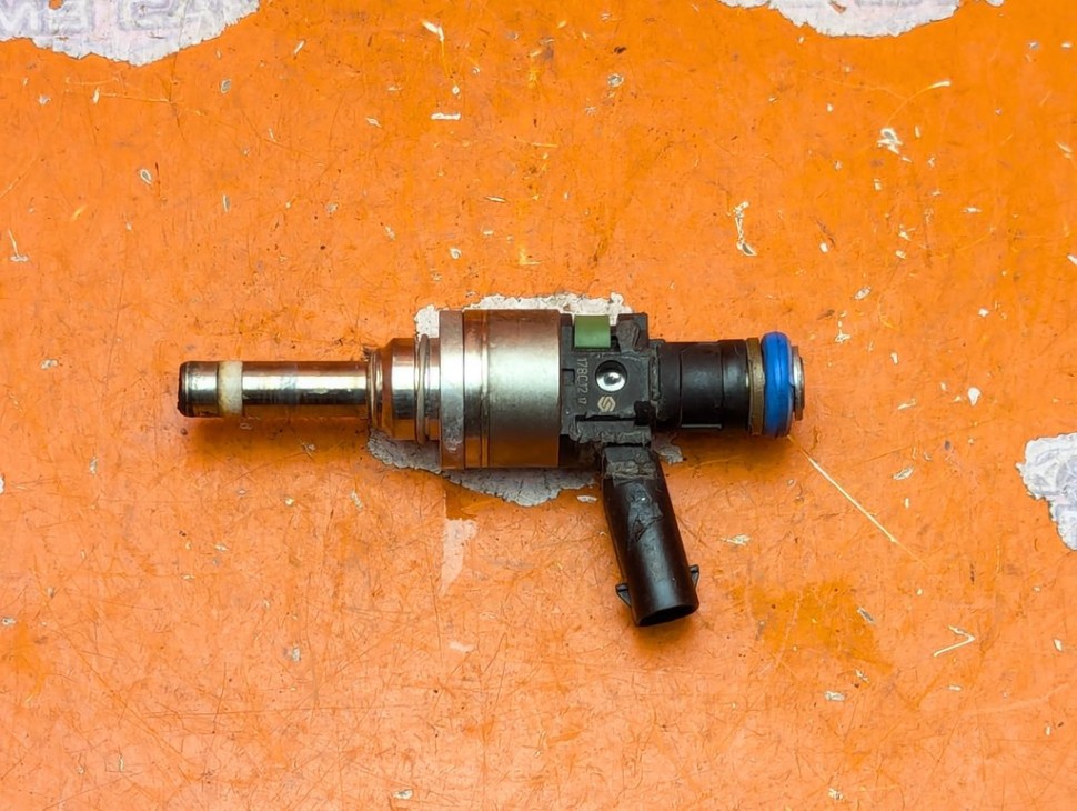 Форсунка БЕНЗИН MERCEDES-BENZ C-класс W204/S204/С204 рестайлинг (2011 - 2015) фото 1 &mdash; Разборка Мерседес