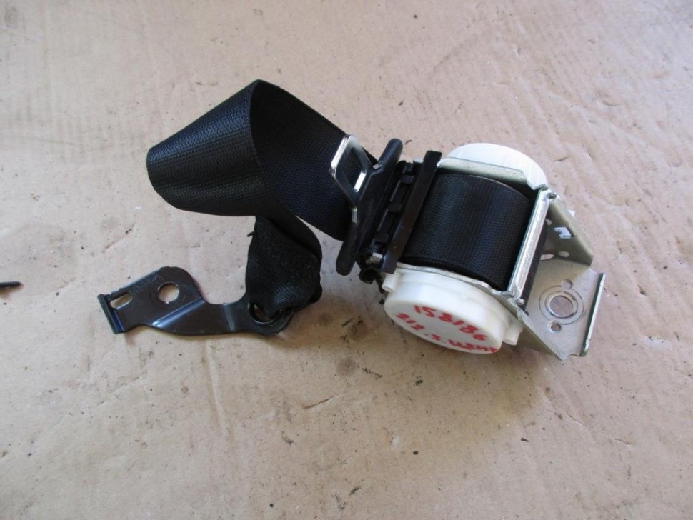 Ремень безопасности задний центральный MERCEDES-BENZ E-класс W212/S212/C207/A207 рестайлинг (2013 - 2016) фото 1 — Разборка Мерседес