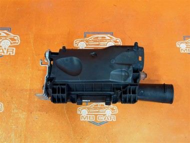 Корпус воздушного фильтра MERCEDES-BENZ GLC-класс X253 (2015 - 2019) — Разборка Мерседес