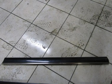 Молдинг двери MERCEDES-BENZ E-класс W210/S210 (1995 - 1999) — Разборка Мерседес