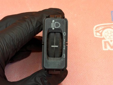 Кнопка корректора фар MERCEDES-BENZ M-класс W163 (1997 - 2001) — Разборка Мерседес