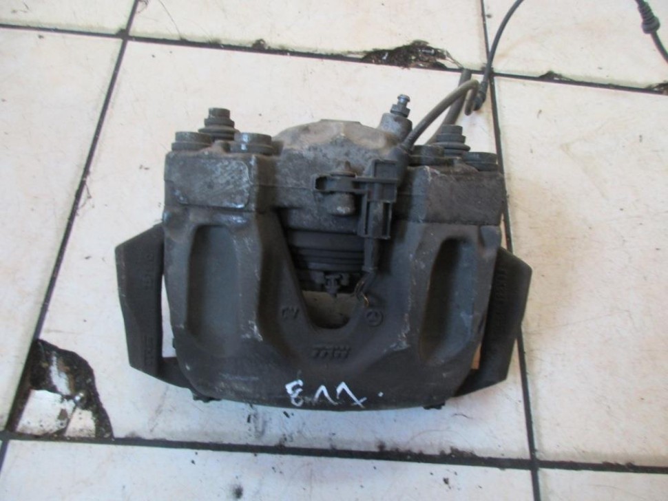 Суппорт передний правый MERCEDES-BENZ E-класс W212/S212/C207/A207 (2009 - 2013) фото 1 — Разборка Мерседес