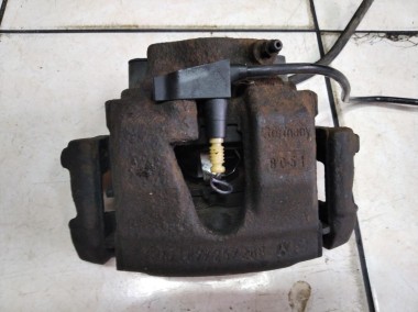 Суппорт передний левый MERCEDES-BENZ CLK-класс C208/W208 (1997 - 2000) — Разборка Мерседес