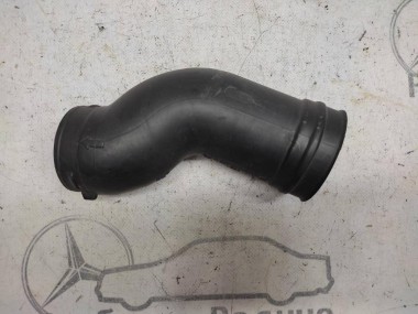Патрубок воздушный MERCEDES-BENZ R-класс W251 (2005 - 2007) — Разборка Мерседес