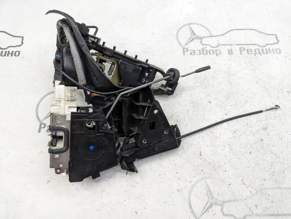 Замок двери передней левой MERCEDES-BENZ R-класс W251 (2005 - 2007) фото 1 &mdash; Разборка Мерседес