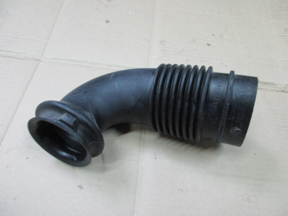 Патрубок воздушный MERCEDES-BENZ Sprinter W906 (2006 - 2019) фото 1 — Разборка Мерседес