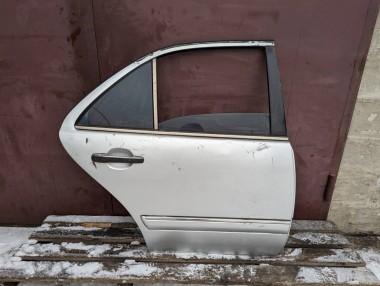 Дверь задняя правая MERCEDES-BENZ E-класс W210/S210 (1995 - 1999) — Разборка Мерседес