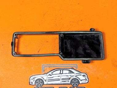 Крышка блока предохранителей MERCEDES-BENZ C-класс W202/S202 (1993 - 1997) &mdash; Разборка Мерседес