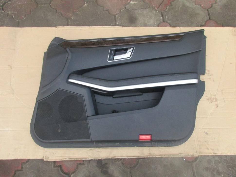 Карта двери передняя правая MERCEDES-BENZ E-класс W212/S212/C207/A207 (2009 - 2013) фото 1 — Разборка Мерседес
