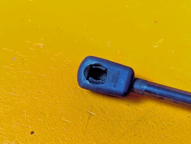 Амортизатор капота MERCEDES-BENZ C-класс W204/S204/С204 рестайлинг (2011 - 2015) &mdash; Разборка Мерседес