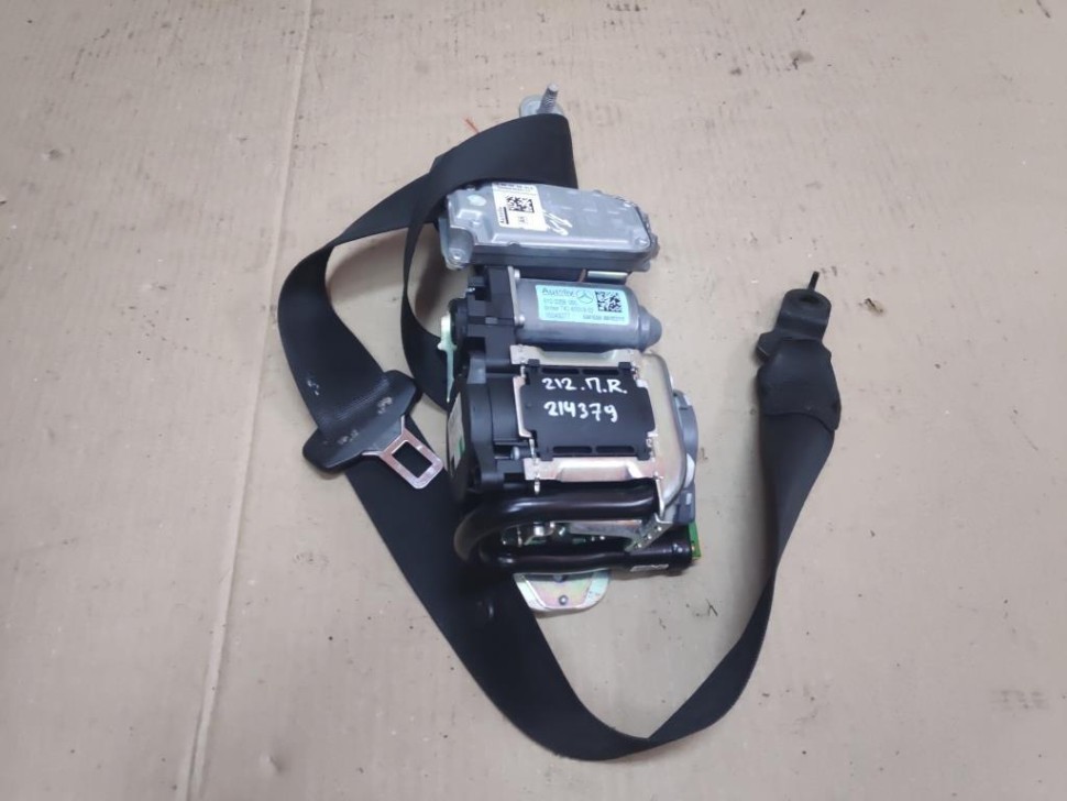 Ремень безопасности передний правый MERCEDES-BENZ E-класс W212/S212/C207/A207 (2009 - 2013) фото 1 — Разборка Мерседес