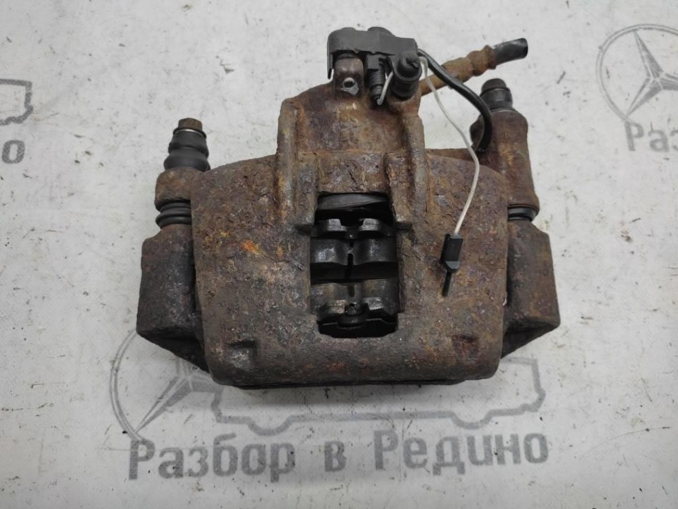 Суппорт передний левый MERCEDES-BENZ Vito W638 (1996 - 2003) фото 1 — Разборка Мерседес