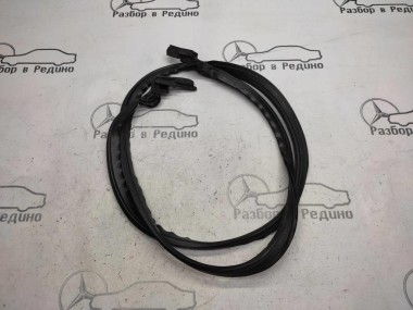 Уплотнитель MERCEDES-BENZ CLK-класс C208/A208 рестайлинг (1999 - 2003) — Разборка Мерседес