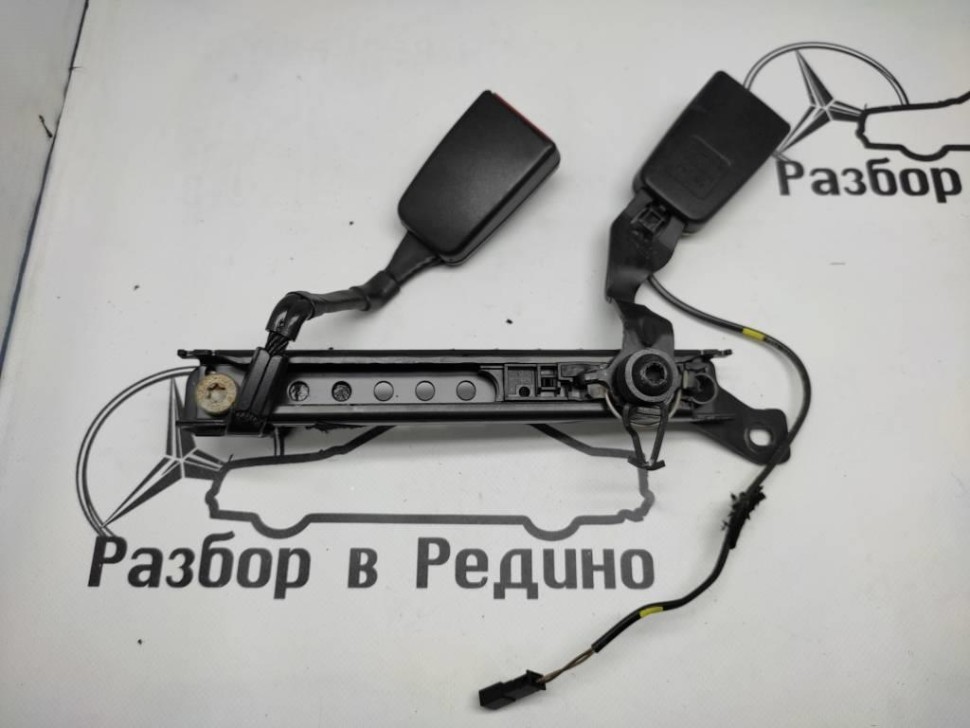 Замок ремня безопасности MERCEDES-BENZ S-класс W221 (2005 - 2009) фото 1 — Разборка Мерседес