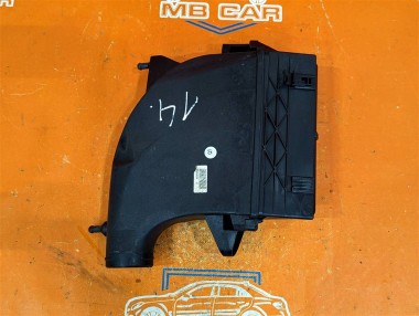 Корпус воздушного фильтра MERCEDES-BENZ X-класс I (2017 - 2020) — Разборка Мерседес
