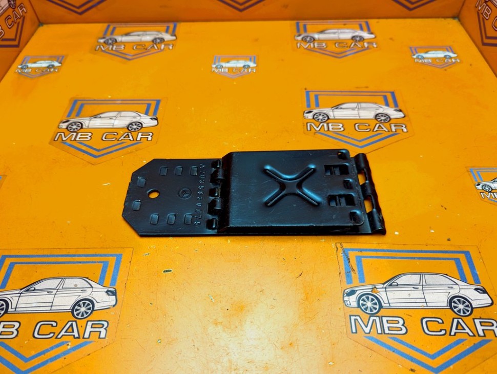 Противооткатный упор MERCEDES-BENZ E-класс W211/S211 (2002 - 2006) фото 1 &mdash; Разборка Мерседес