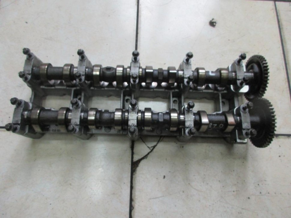 Постель распредвала MERCEDES-BENZ M-класс W163 рестайлинг (2001 - 2005) фото 1 — Разборка Мерседес