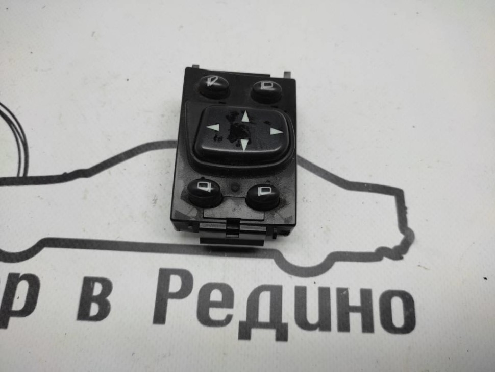 Кнопка регулировки зеркал MERCEDES-BENZ S-класс W220 рестайлинг (2002 - 2005) фото 1 — Разборка Мерседес