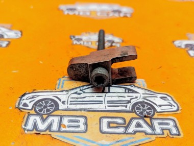 Кронштейн крепления форсунок MERCEDES-BENZ E-класс W210/S210 рестайлинг (1999 - 2003) &mdash; Разборка Мерседес