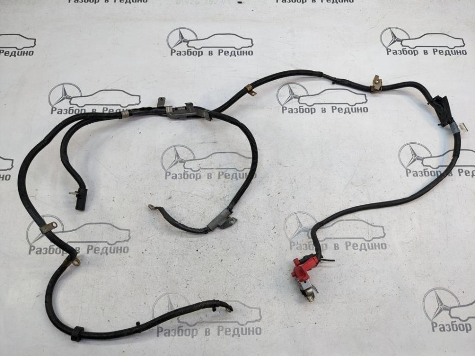 Провод стартера MERCEDES-BENZ C-класс W204/S204 (2006 - 2011) фото 1 — Разборка Мерседес