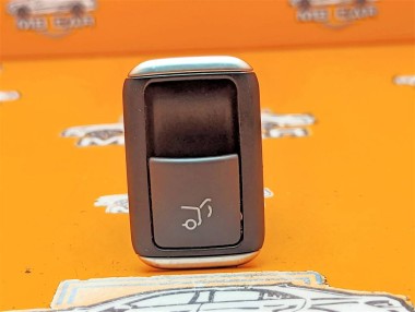 Кнопка закрытия багажника MERCEDES-BENZ GLE-класс Coupe C292 (2015 - 2019) — Разборка Мерседес