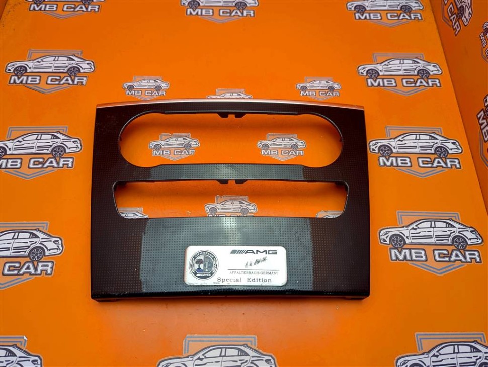 Накладка блока климата MERCEDES-BENZ M-класс W164 (2005 - 2008) фото 1 — Разборка Мерседес