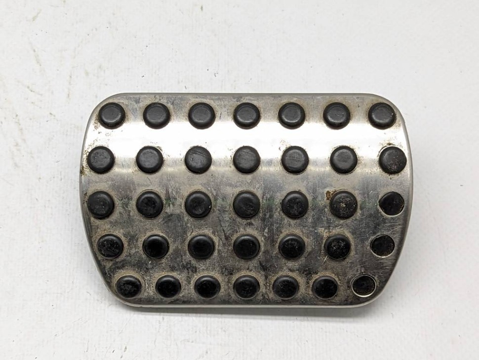 Накладка педали AMG MERCEDES-BENZ C-класс W205/S205/C205/A205 (2014 - 2018) фото 1 — Разборка Мерседес