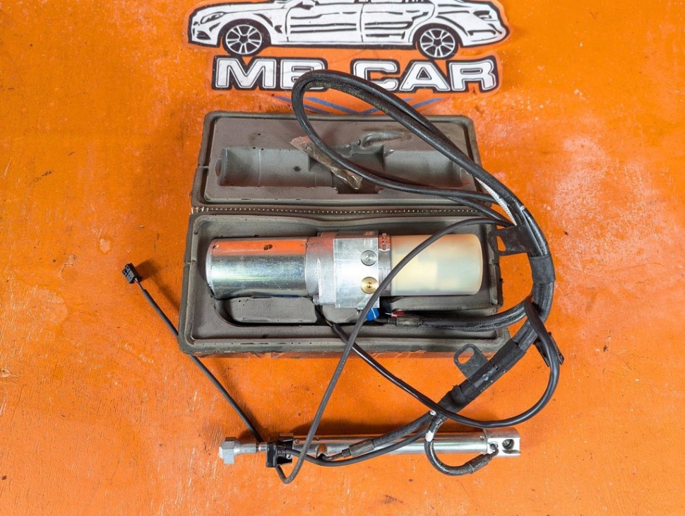 Насос крышки багажника MERCEDES-BENZ S-класс W221 рестайлинг (2009 - 2013) фото 1 &mdash; Разборка Мерседес