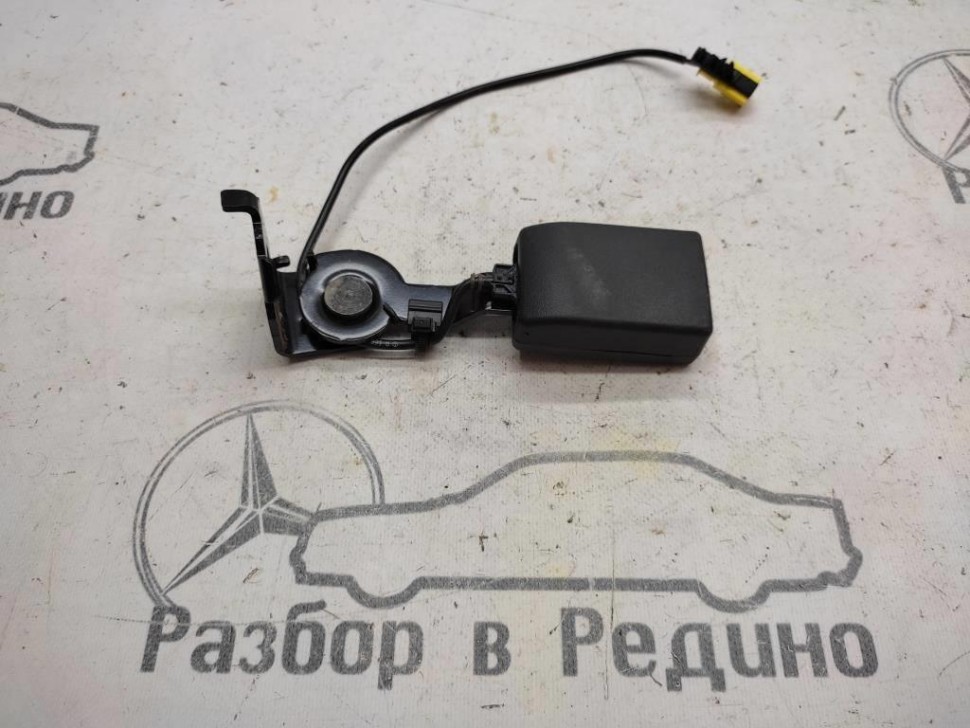 Замок ремня безопасности MERCEDES-BENZ M-класс W166 (2011 - 2015) фото 1 — Разборка Мерседес