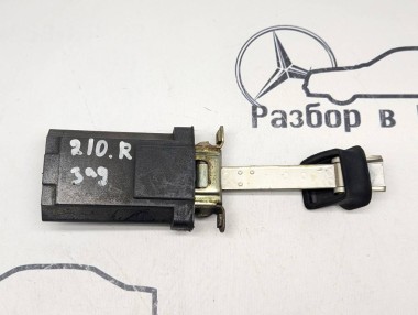 Ограничитель двери MERCEDES-BENZ E-класс W210/S210 (1995 - 1999) — Разборка Мерседес