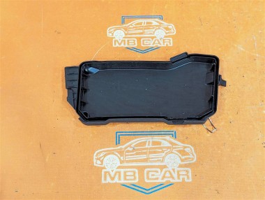 Крышка блока предохранителей MERCEDES-BENZ C-класс W204/S204 (2006 - 2011) — Разборка Мерседес