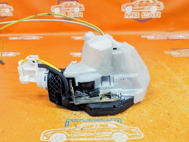 Замок двери задней левой MERCEDES-BENZ S-класс W220 рестайлинг (2002 - 2005) — Разборка Мерседес