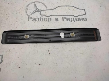 Накладка порога внутренняя MERCEDES-BENZ E-класс W211/S211 (2002 - 2006) — Разборка Мерседес
