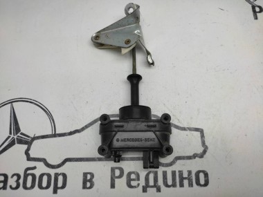 Активатор замка двери MERCEDES-BENZ W124 W124/S124/C124/A124 (1984 - 1993) — Разборка Мерседес