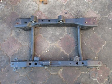 Подрамник передний MERCEDES-BENZ M-класс W163 (1997 - 2001) — Разборка Мерседес