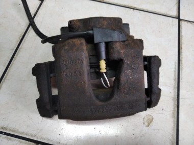 Суппорт передний правый MERCEDES-BENZ CLK-класс C208/W208 (1997 - 2000) — Разборка Мерседес