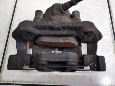 Суппорт передний правый MERCEDES-BENZ CLK-класс C208/W208 (1997 - 2000) — Разборка Мерседес