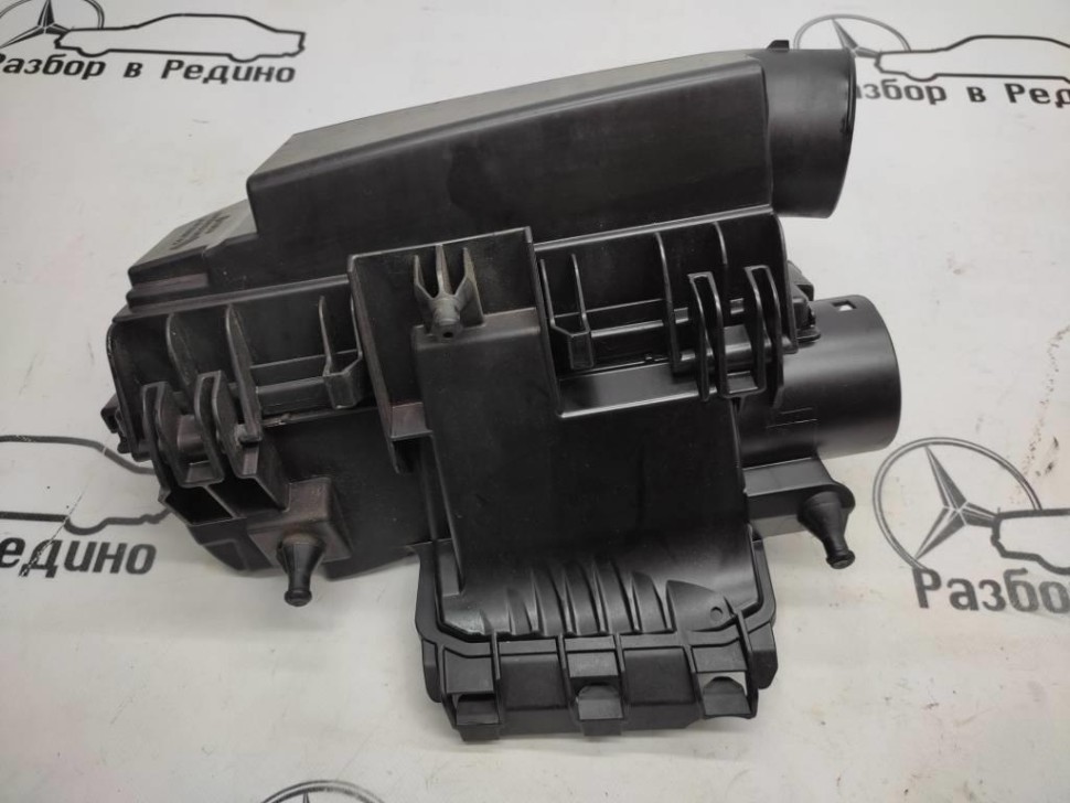 Корпус воздушного фильтра MERCEDES-BENZ E-класс W212/S212/C207/A207 (2009 - 2013) фото 1 — Разборка Мерседес