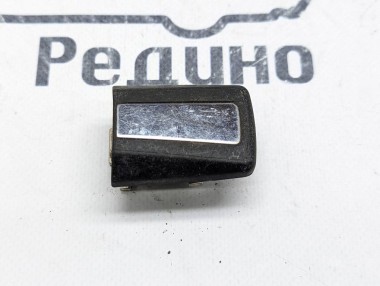 Крышка ручки двери MERCEDES-BENZ W124 W124/S124/C124/A124 (1984 - 1993) — Разборка Мерседес