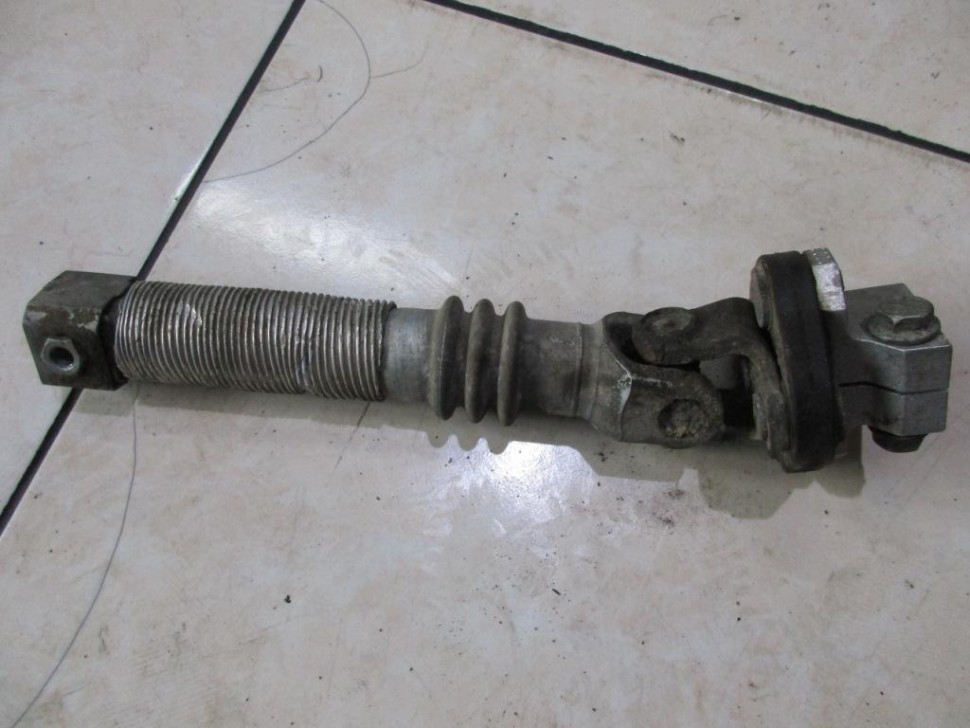 Кардан рулевого вала MERCEDES-BENZ S-класс W220 рестайлинг (2002 - 2005) фото 1 — Разборка Мерседес