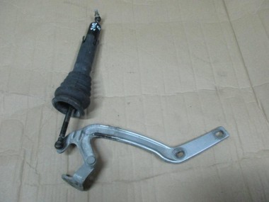 Петля крышки багажника MERCEDES-BENZ E-класс W210/S210 (1995 - 1999) — Разборка Мерседес